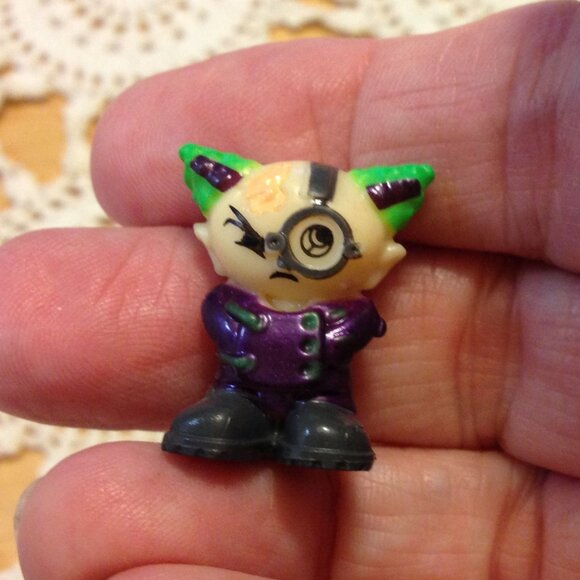 Ready2Robot mini figs build, swap, battle series 1 - Picture 3 of 6